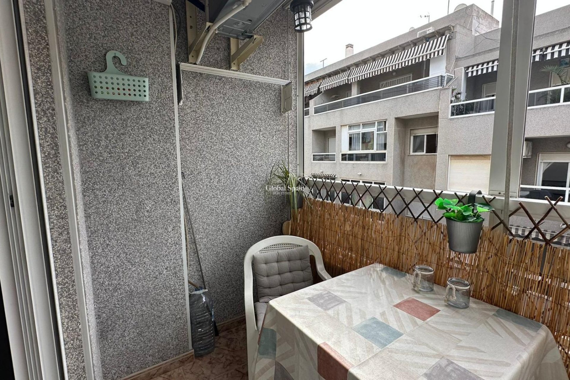 Resale - APARTMENT -
TORREVIEJA - Estacion de autobuses