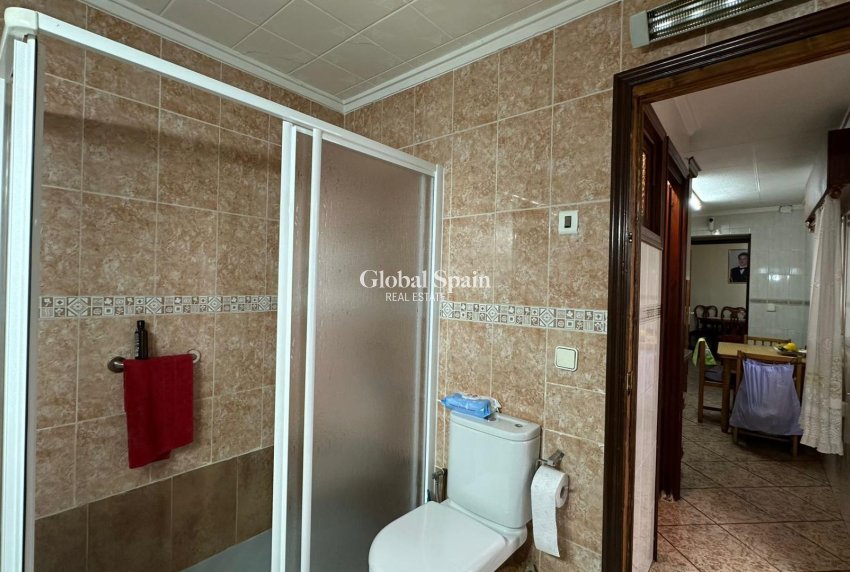 Resale - APARTMENT -
TORREVIEJA - Estacion de autobuses