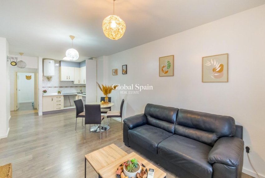 Resale - APARTMENT -
TORREVIEJA - Estacion de autobuses