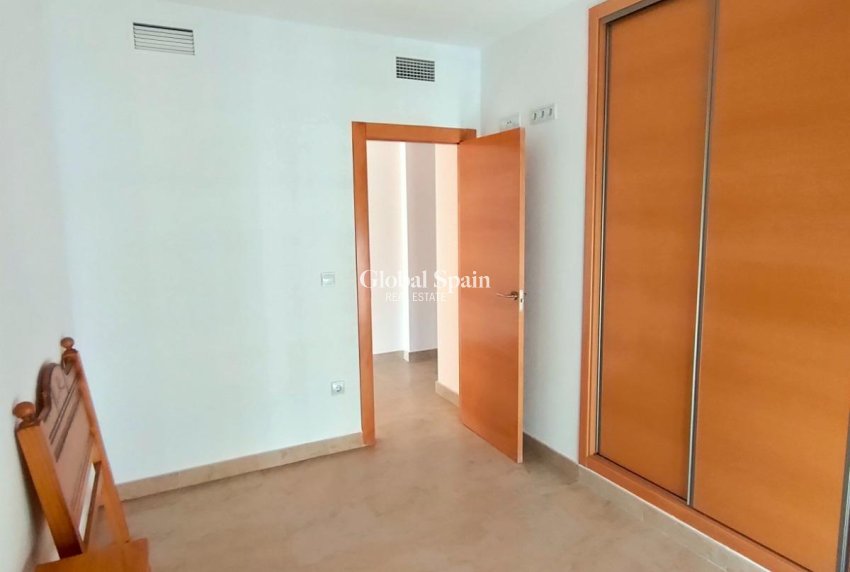 Resale - APARTMENT -
TORREVIEJA - Estacion de autobuses