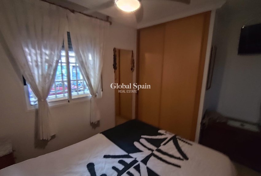 Resale - APARTMENT -
TORREVIEJA - Estacion de autobuses