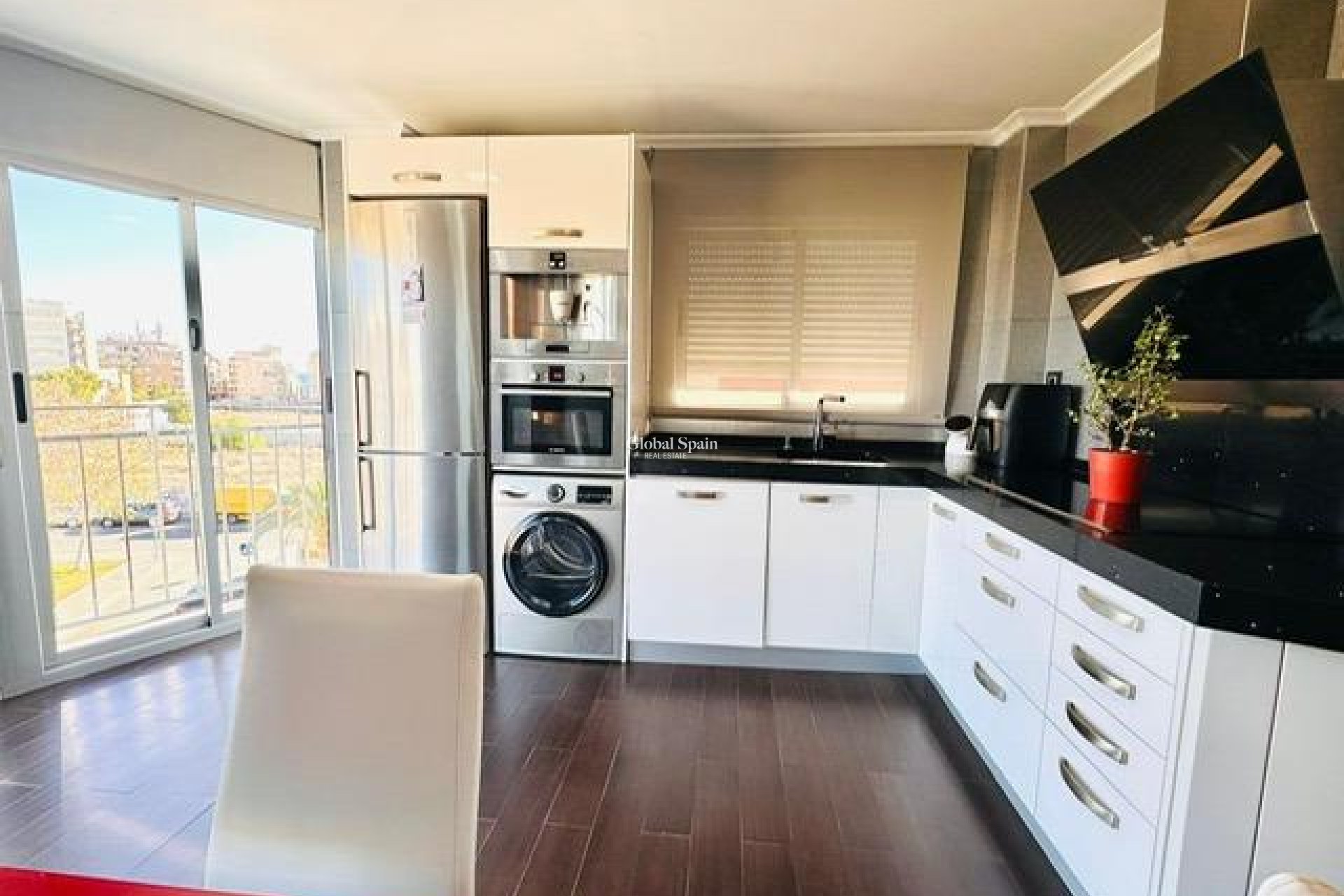 Resale - APARTMENT -
TORREVIEJA - Estacion de autobuses