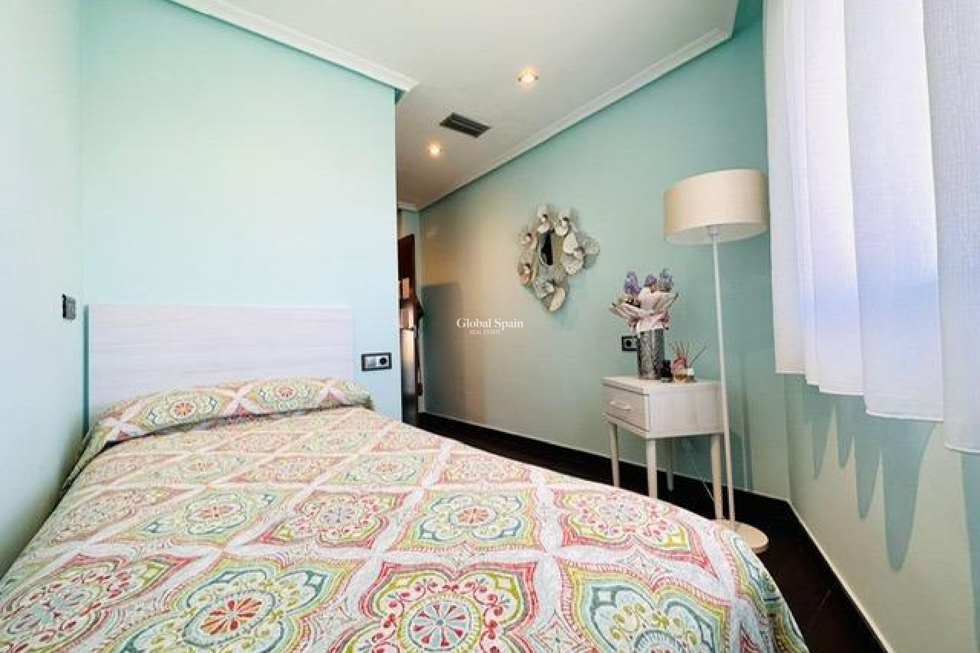 Resale - APARTMENT -
TORREVIEJA - Estacion de autobuses