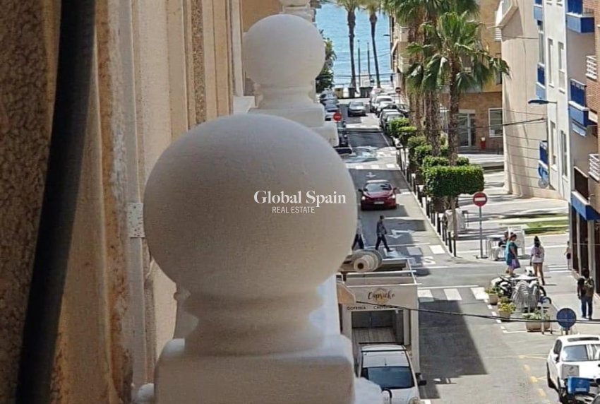 Resale - APARTMENT -
TORREVIEJA - Estacion de autobuses