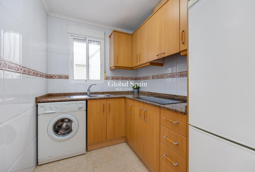 Resale - APARTMENT -
TORREVIEJA - Estacion de autobuses