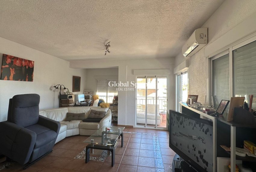 Resale - APARTMENT -
TORREVIEJA - Estacion de autobuses