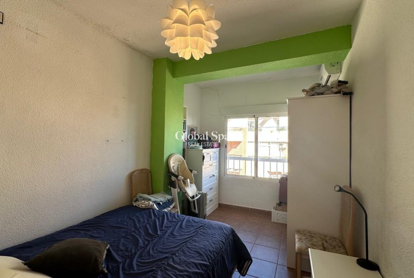 Resale - APARTMENT -
TORREVIEJA - Estacion de autobuses