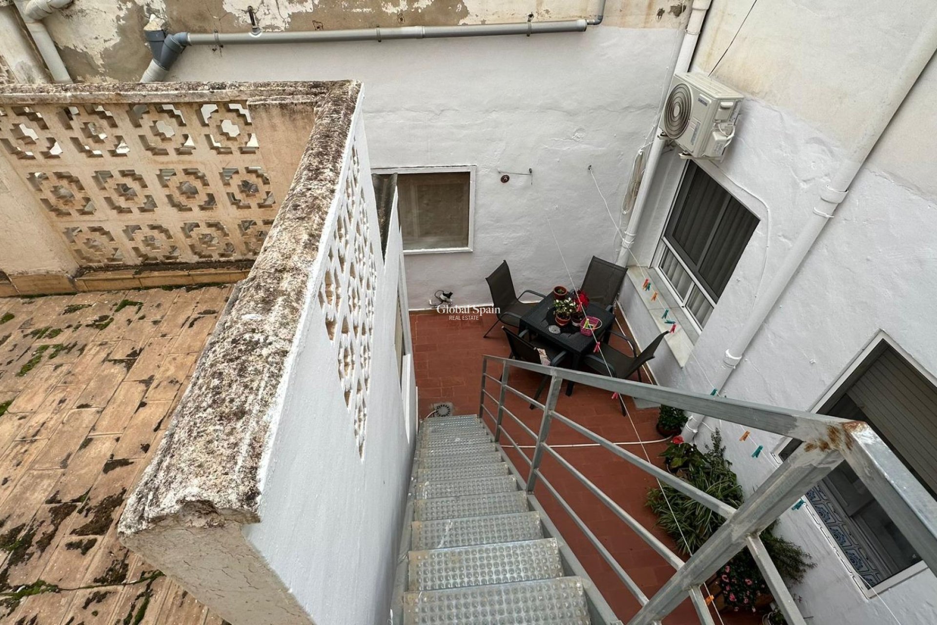 Resale - APARTMENT -
TORREVIEJA - Estacion de autobuses