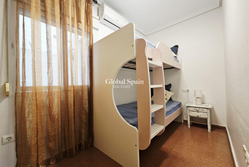 Resale - APARTMENT -
TORREVIEJA - Estacion de autobuses