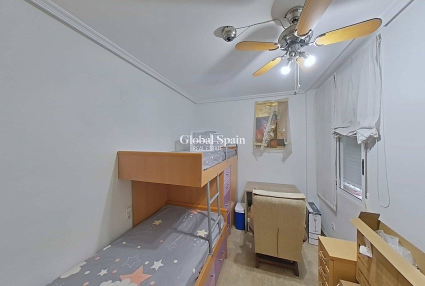 Resale - APARTMENT -
TORREVIEJA - Estacion de autobuses