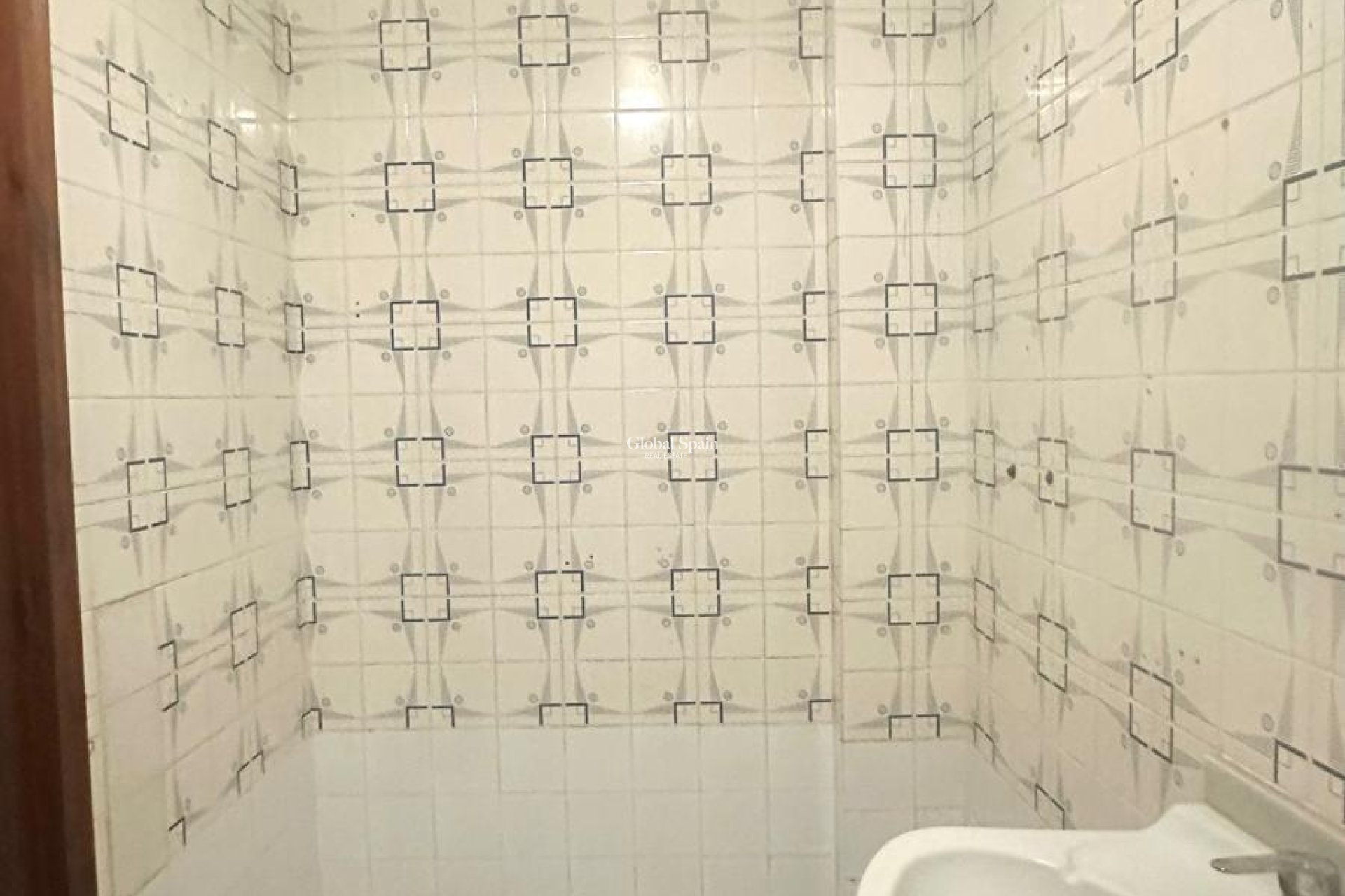 Resale - APARTMENT -
TORREVIEJA - Estacion de autobuses