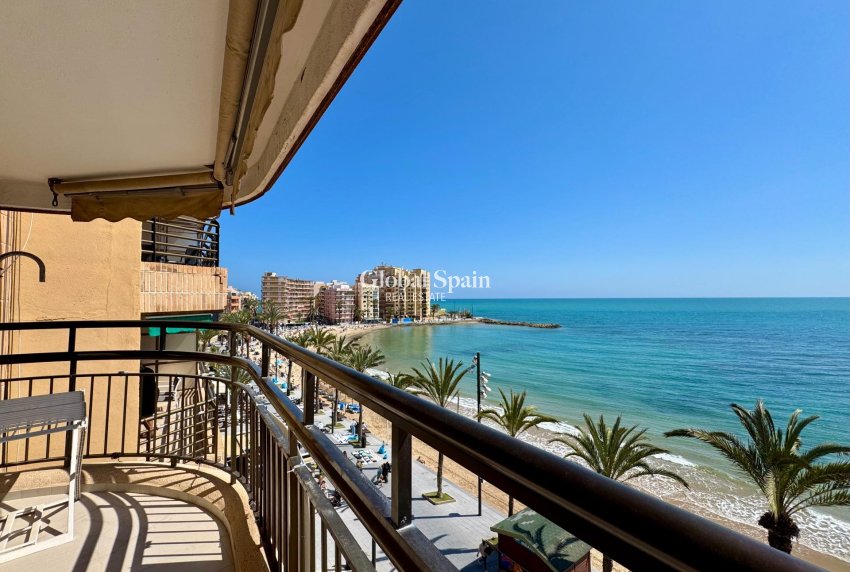 Resale - APARTMENT -
TORREVIEJA - Estacion de autobuses