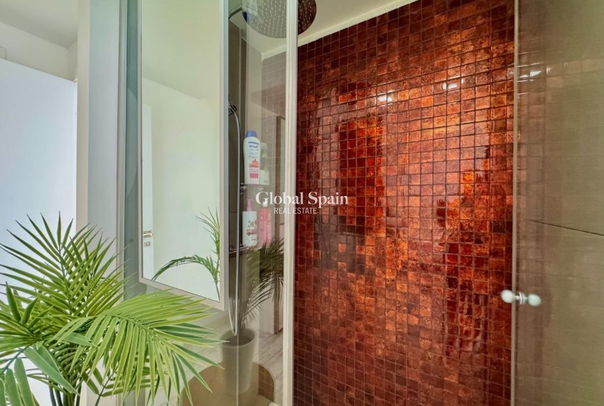 Resale - APARTMENT -
TORREVIEJA - Estacion de autobuses