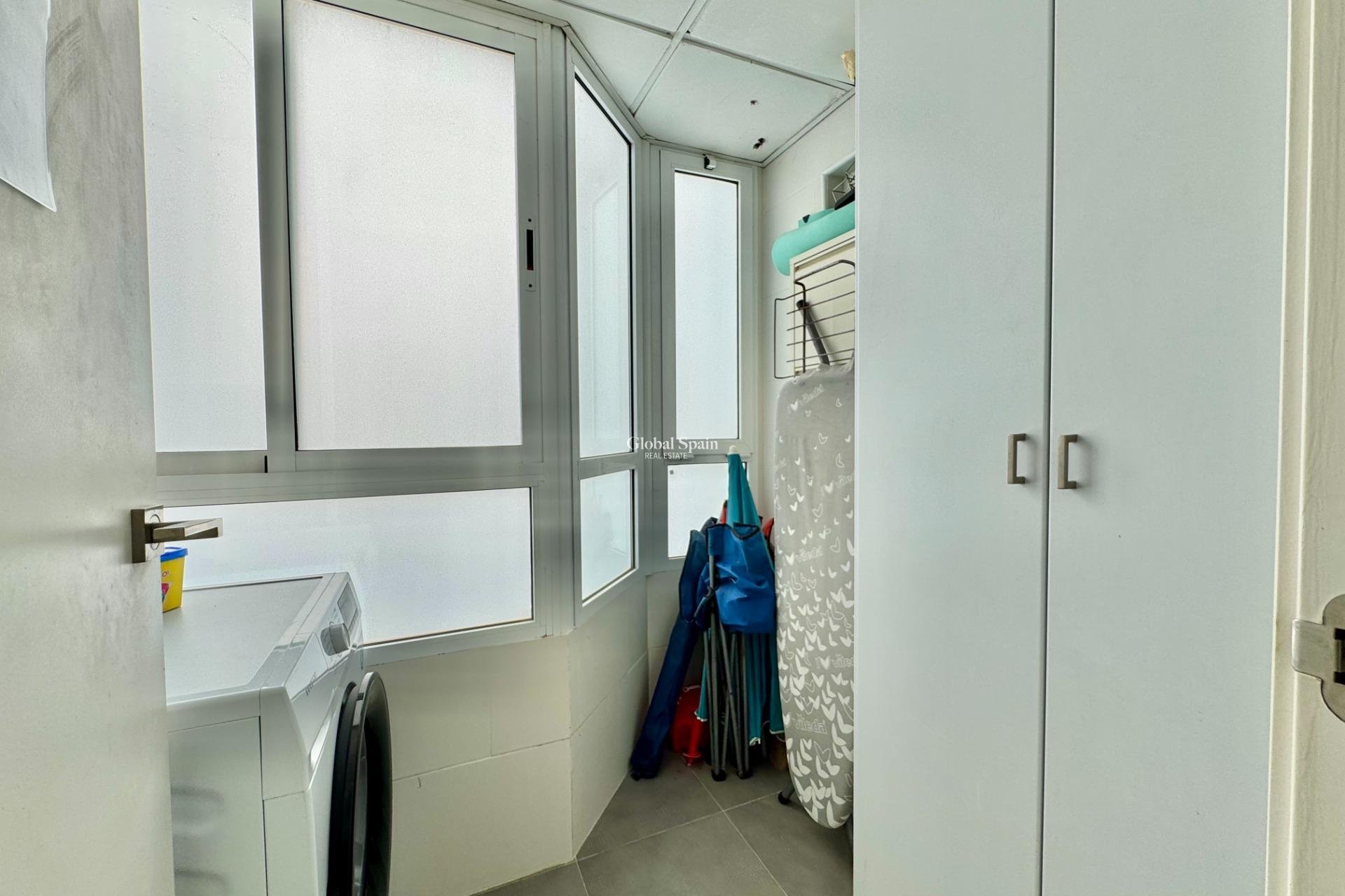 Resale - APARTMENT -
TORREVIEJA - Estacion de autobuses