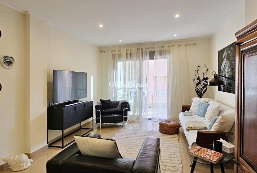 Resale - APARTMENT -
TORREVIEJA - Estacion de autobuses