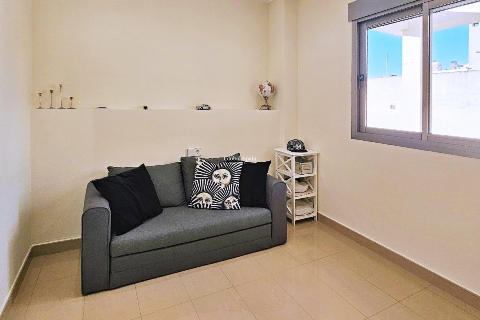 Resale - APARTMENT -
TORREVIEJA - Estacion de autobuses