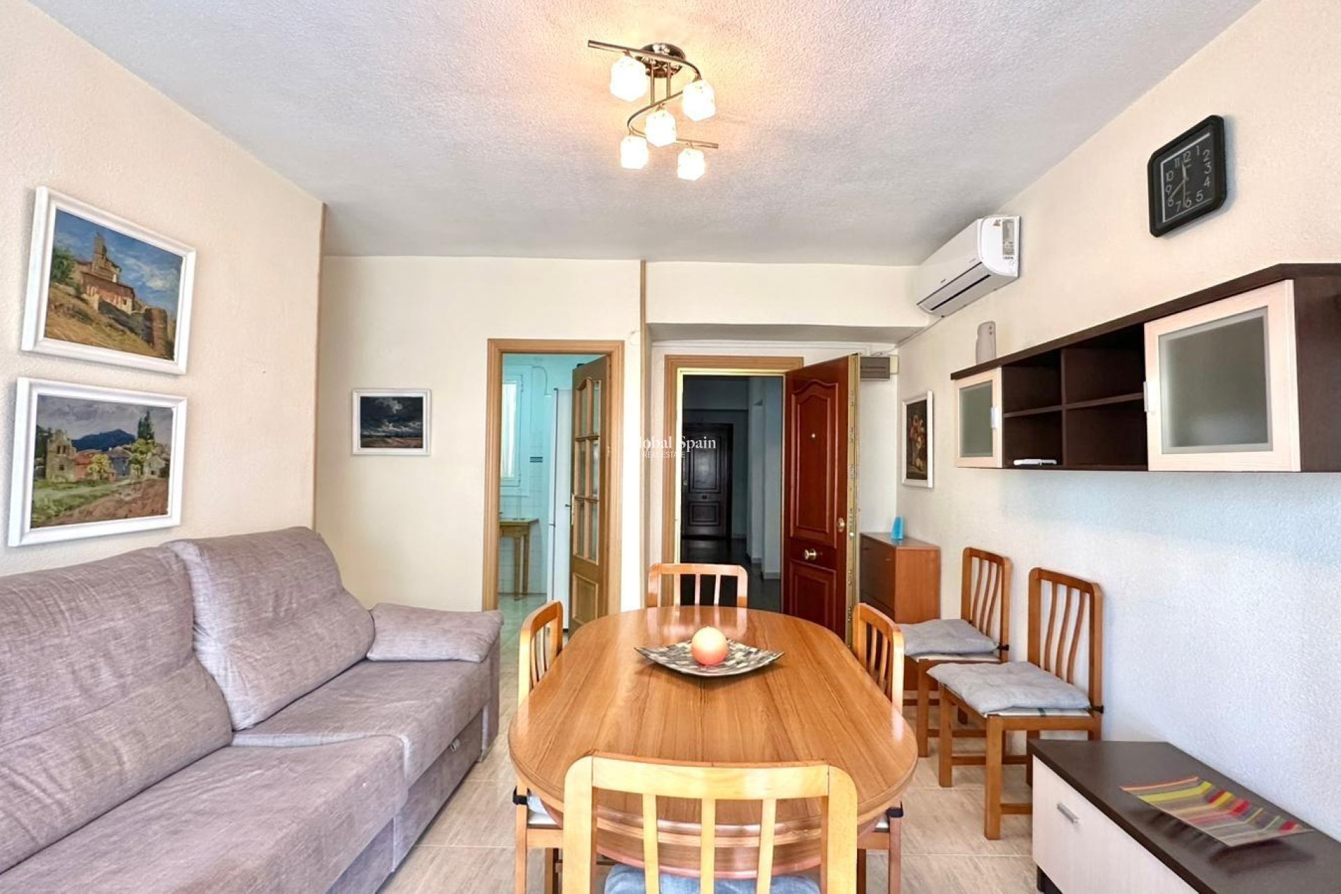 Resale - APARTMENT -
TORREVIEJA - Estacion de autobuses