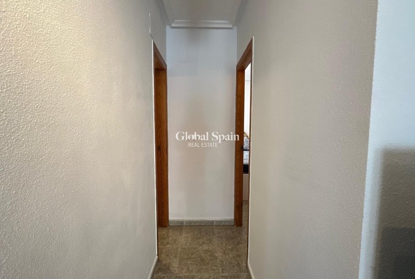 Resale - APARTMENT -
TORREVIEJA - Estacion de autobuses