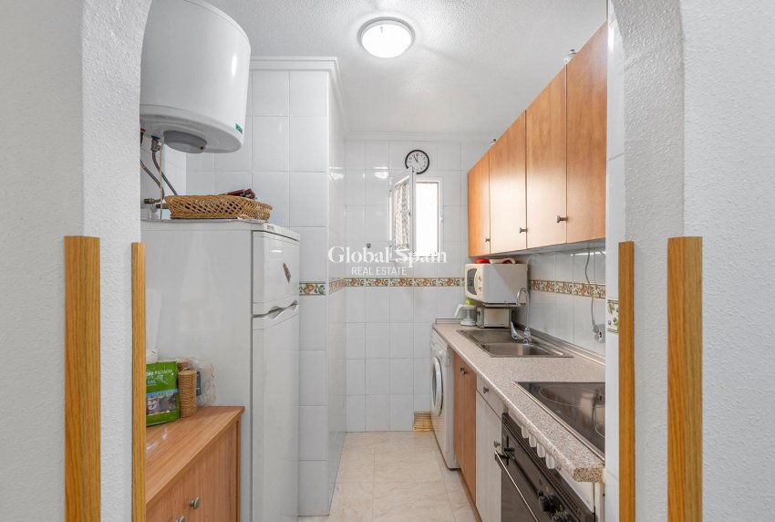 Resale - APARTMENT -
TORREVIEJA - Estacion de autobuses