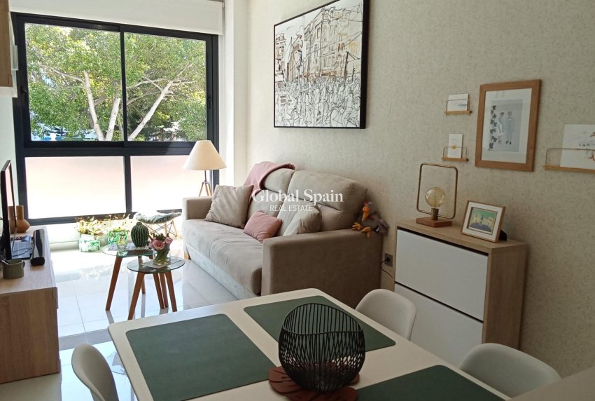 Resale - APARTMENT -
TORREVIEJA - Estacion de autobuses