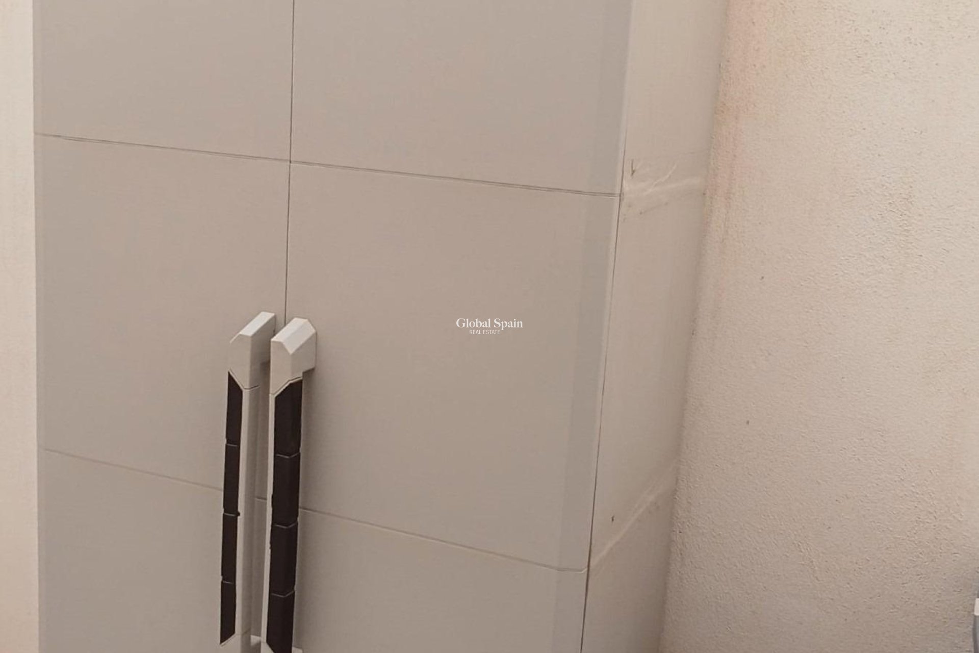 Resale - APARTMENT -
TORREVIEJA - Estacion de autobuses