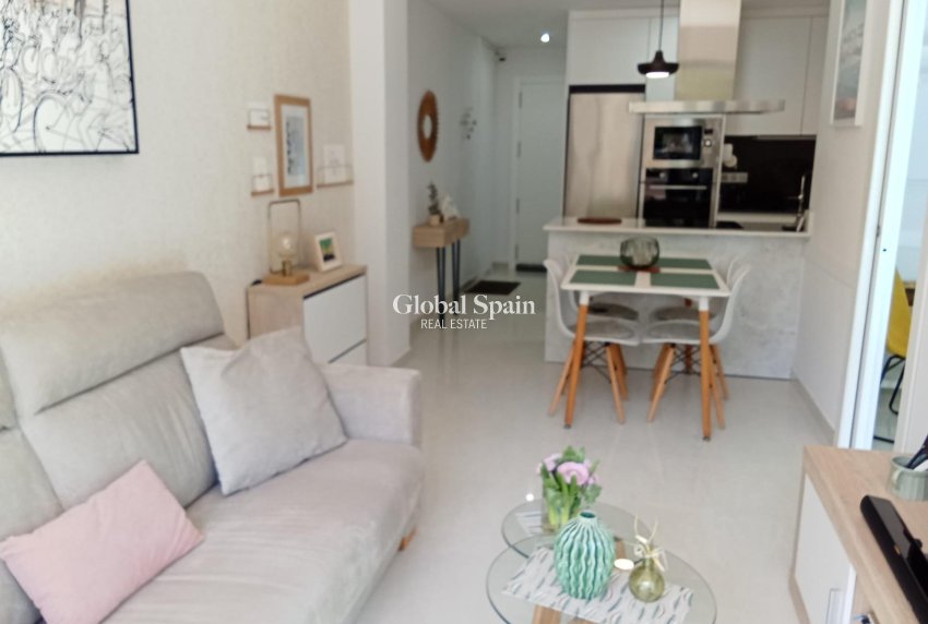 Resale - APARTMENT -
TORREVIEJA - Estacion de autobuses