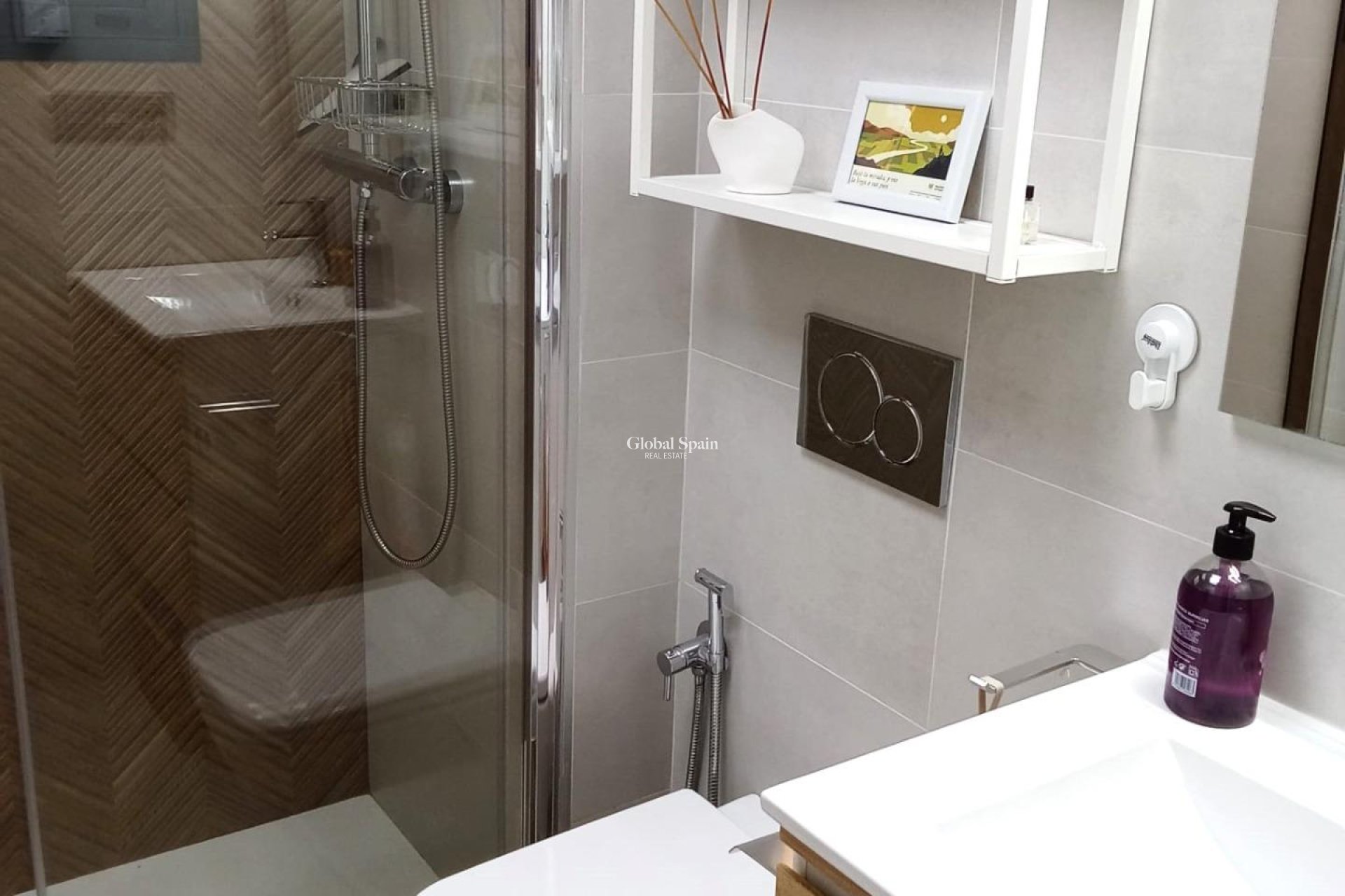 Resale - APARTMENT -
TORREVIEJA - Estacion de autobuses