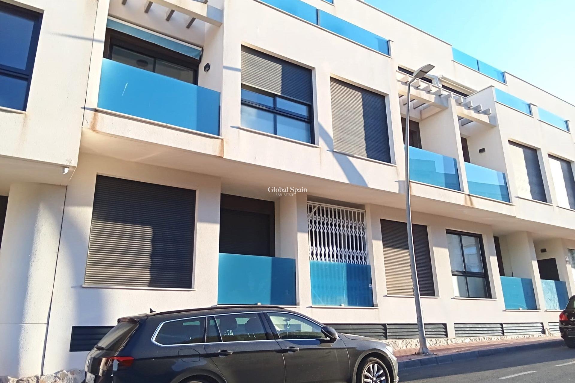 Resale - APARTMENT -
TORREVIEJA - Estacion de autobuses