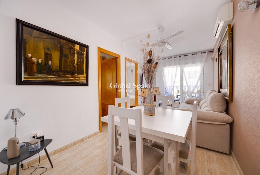 Resale - APARTMENT -
TORREVIEJA - Estacion de autobuses