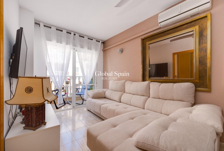 Resale - APARTMENT -
TORREVIEJA - Estacion de autobuses