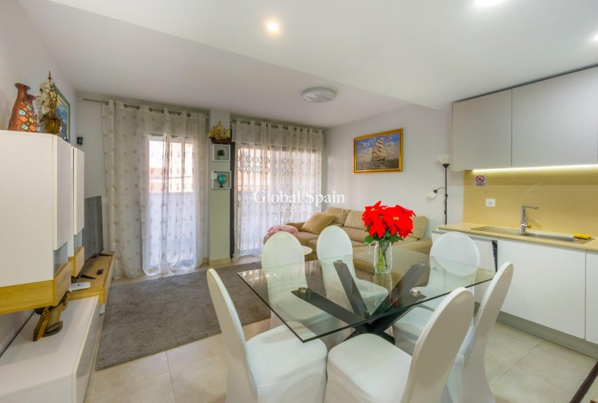 Resale - APARTMENT -
TORREVIEJA - Estacion de autobuses