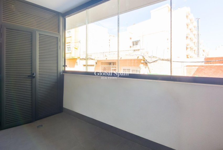 Resale - APARTMENT -
TORREVIEJA - Estacion de autobuses