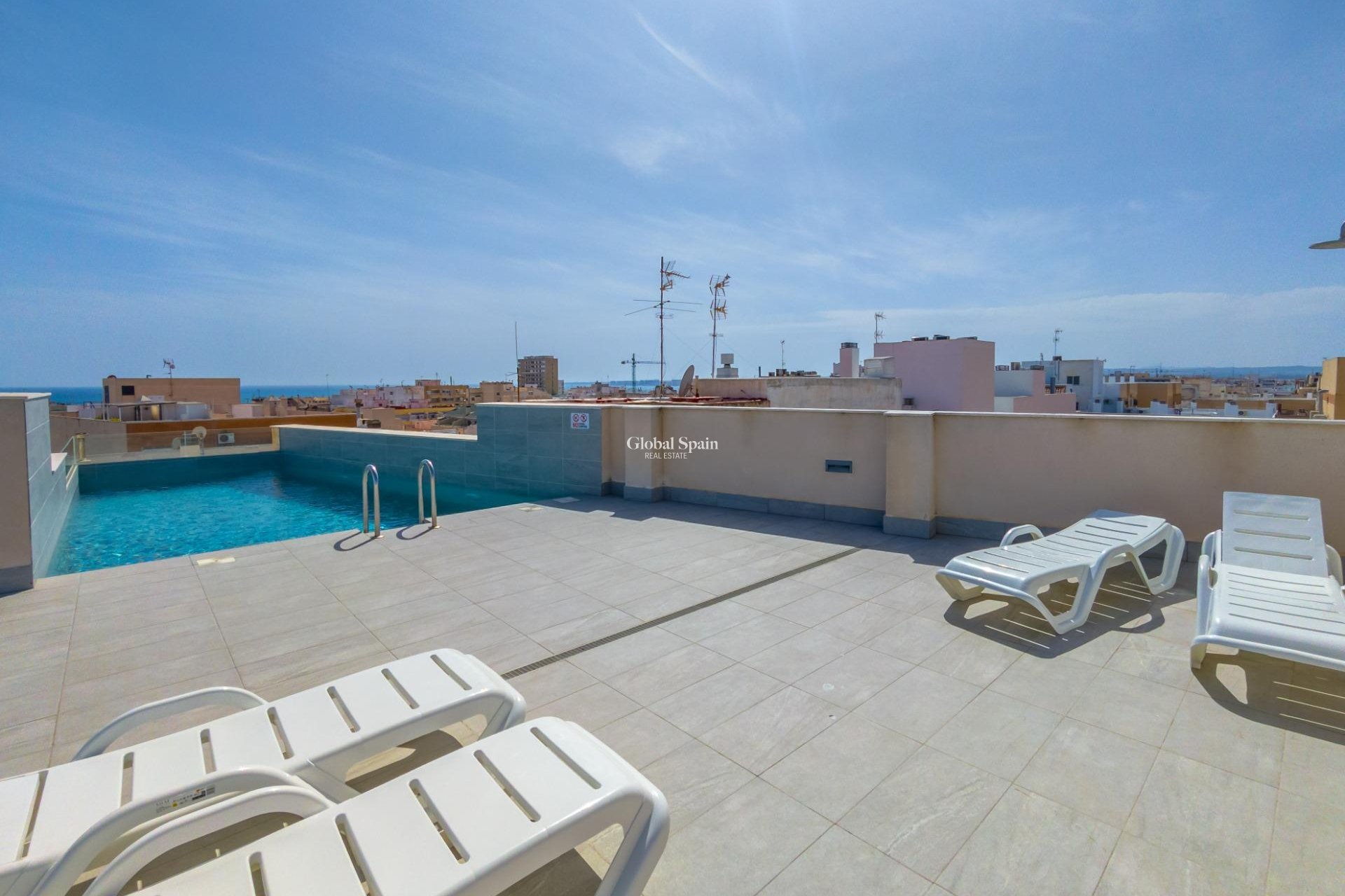 Resale - APARTMENT -
TORREVIEJA - Estacion de autobuses