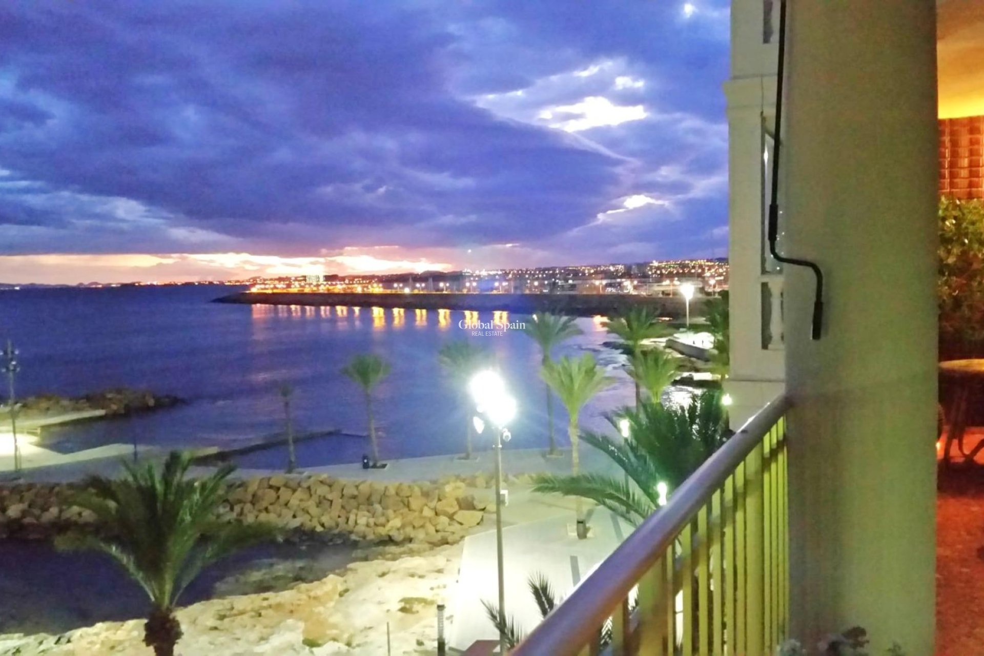 Resale - APARTMENT -
TORREVIEJA - Estacion de autobuses