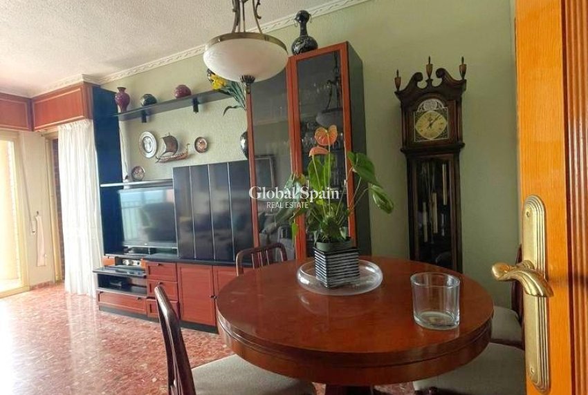 Resale - APARTMENT -
TORREVIEJA - Estacion de autobuses