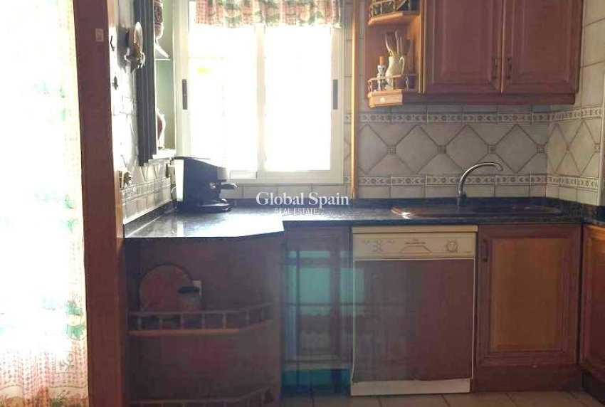 Resale - APARTMENT -
TORREVIEJA - Estacion de autobuses