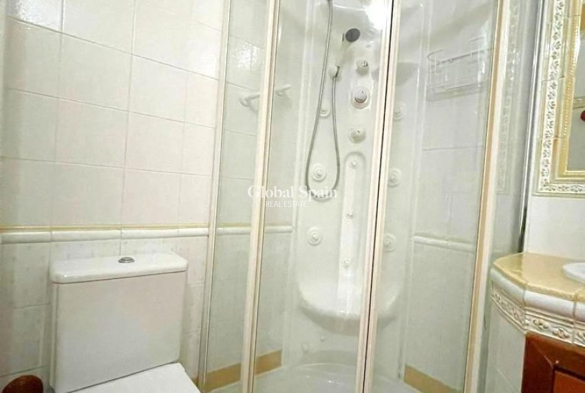 Resale - APARTMENT -
TORREVIEJA - Estacion de autobuses