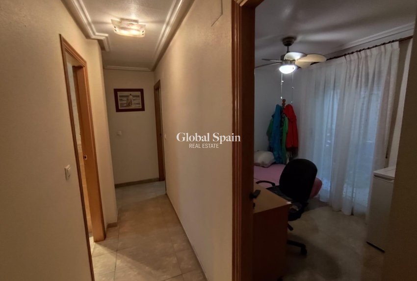 Resale - APARTMENT -
TORREVIEJA - Estacion de autobuses