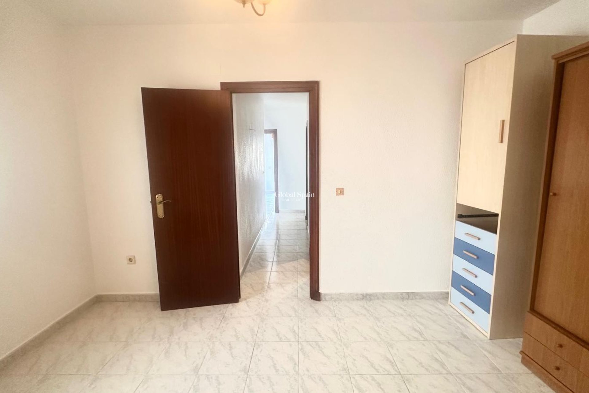 Resale - APARTMENT -
TORREVIEJA - Estacion de autobuses