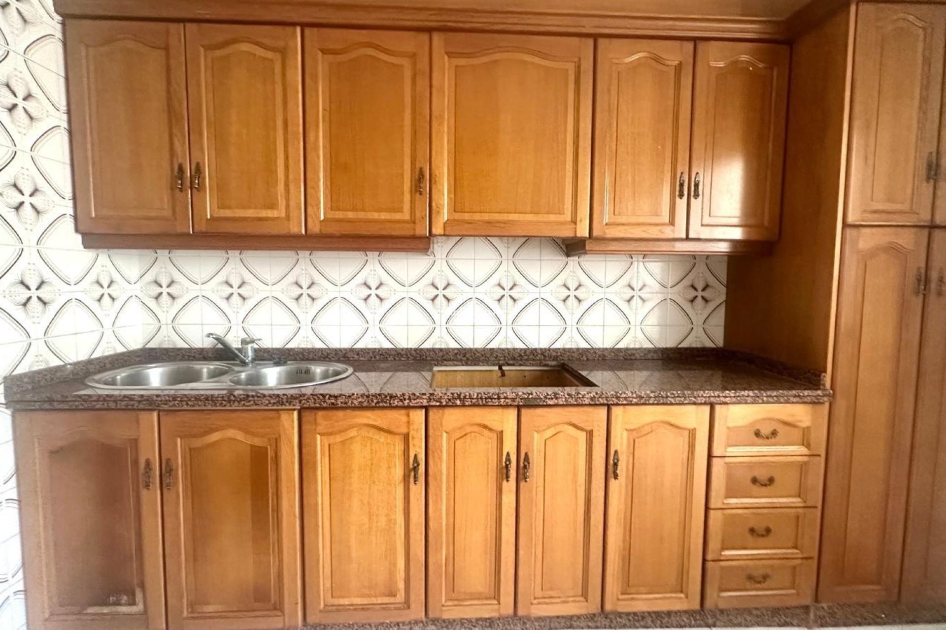 Resale - APARTMENT -
TORREVIEJA - Estacion de autobuses
