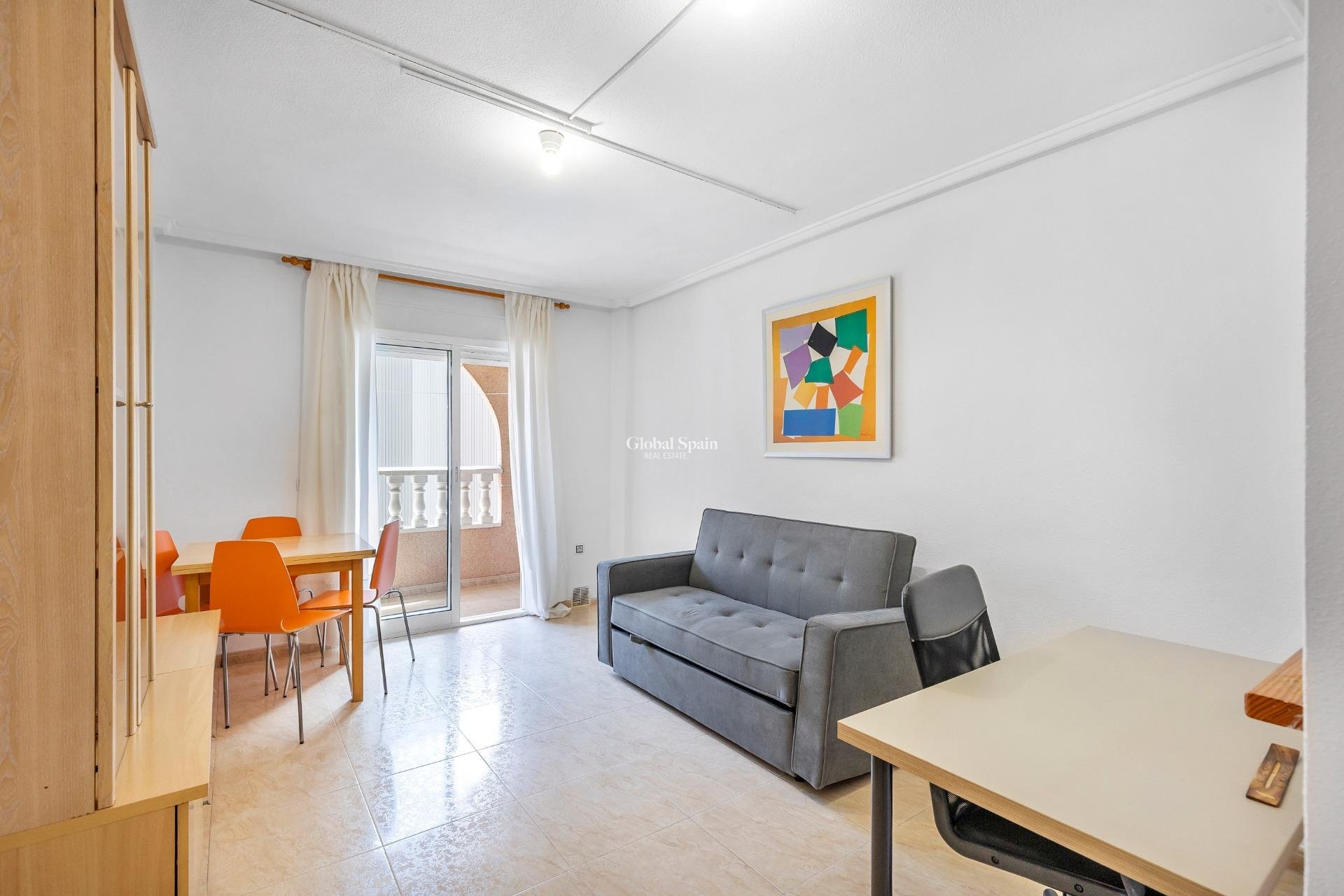Resale - APARTMENT -
TORREVIEJA - Estacion de autobuses