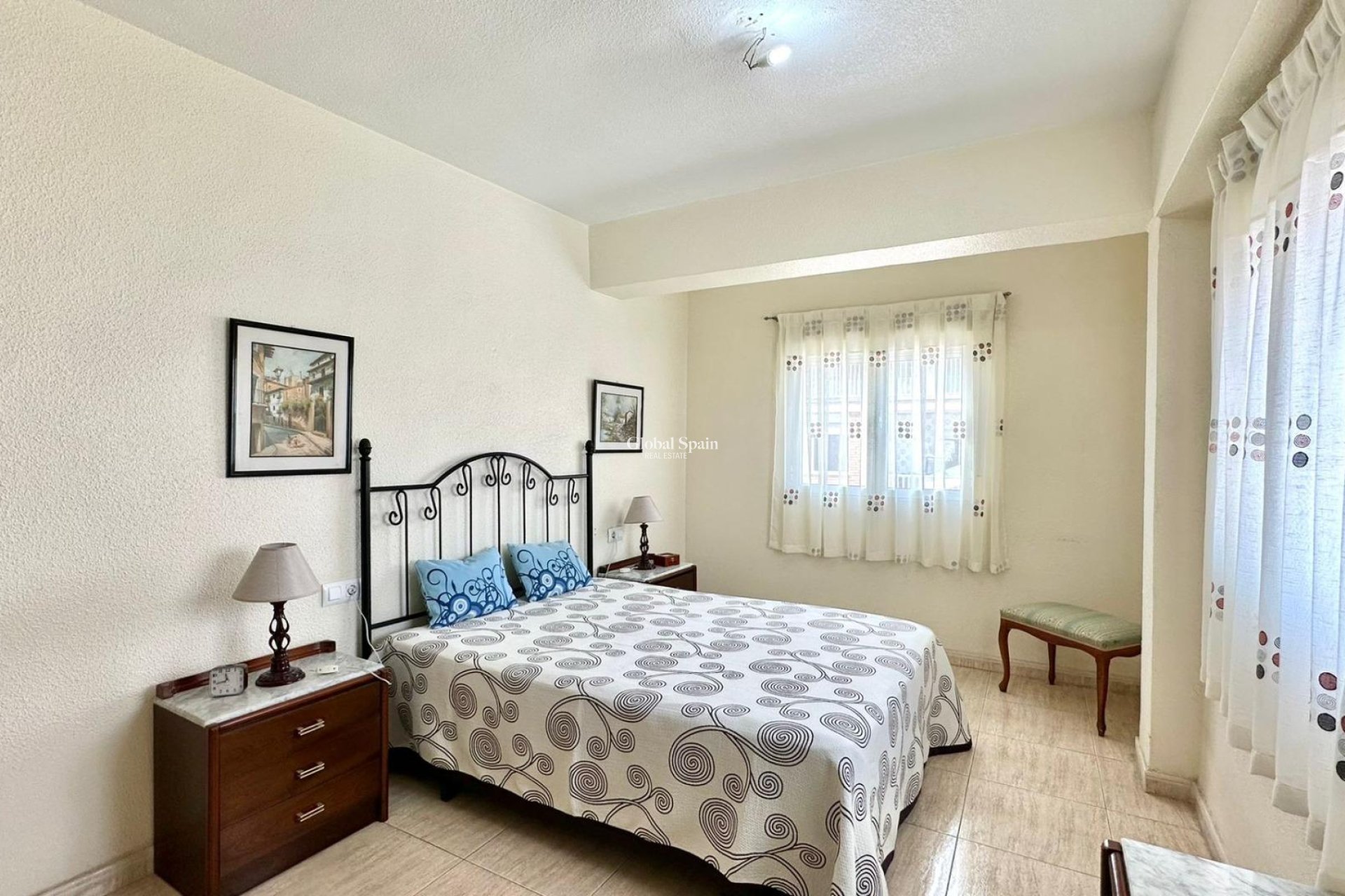 Resale - APARTMENT -
TORREVIEJA - Estacion de autobuses