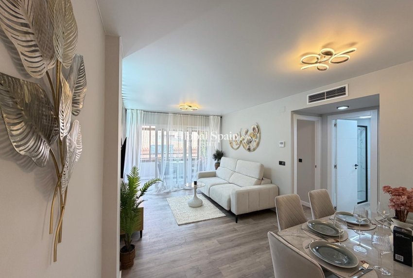 Resale - APARTMENT -
TORREVIEJA - Estacion de autobuses