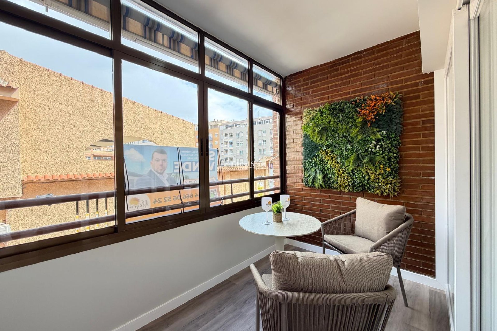 Resale - APARTMENT -
TORREVIEJA - Estacion de autobuses