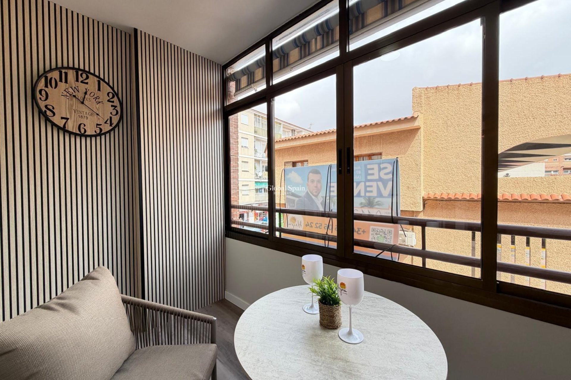 Resale - APARTMENT -
TORREVIEJA - Estacion de autobuses