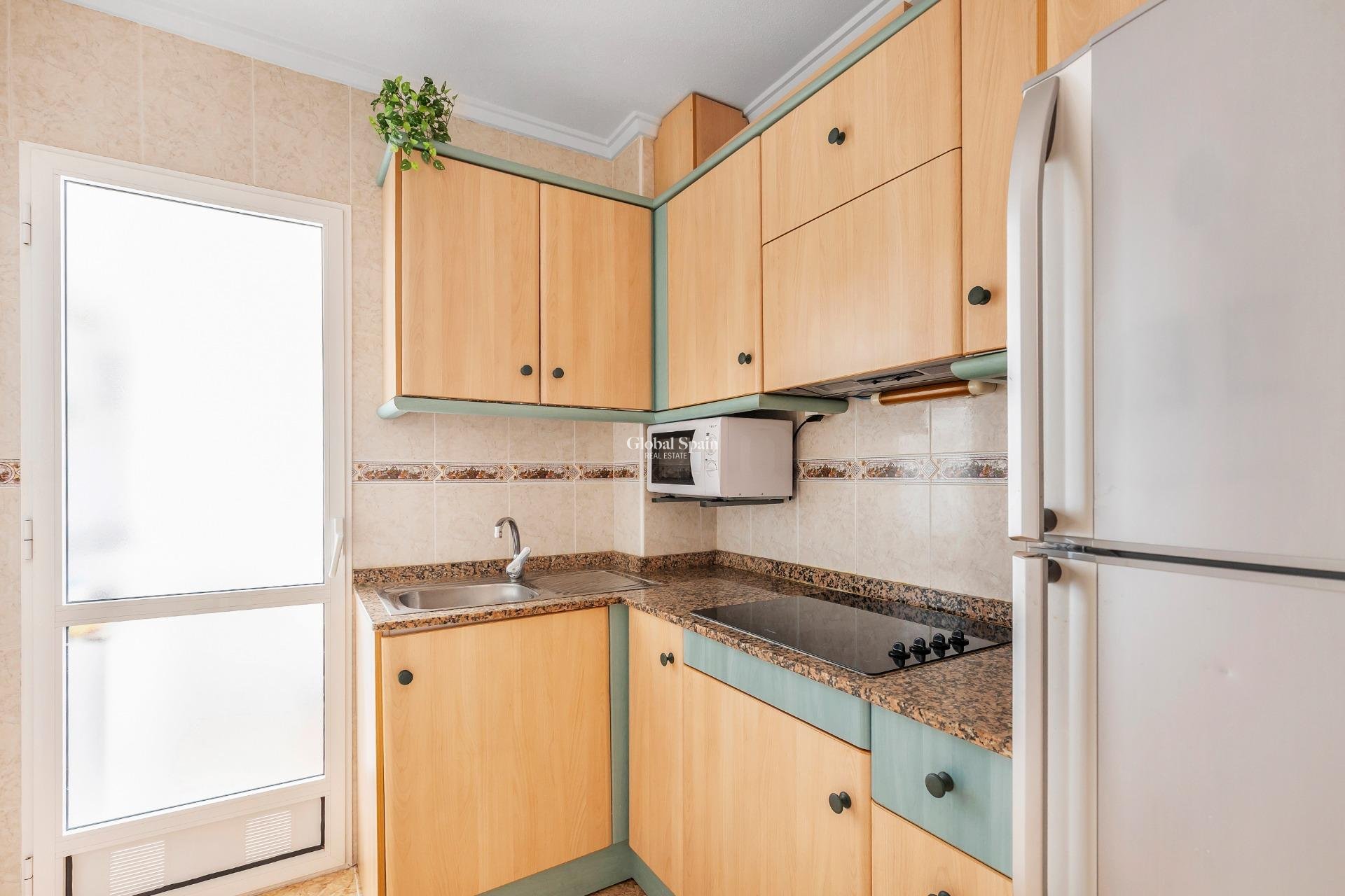 Resale - APARTMENT -
TORREVIEJA - Estacion de autobuses
