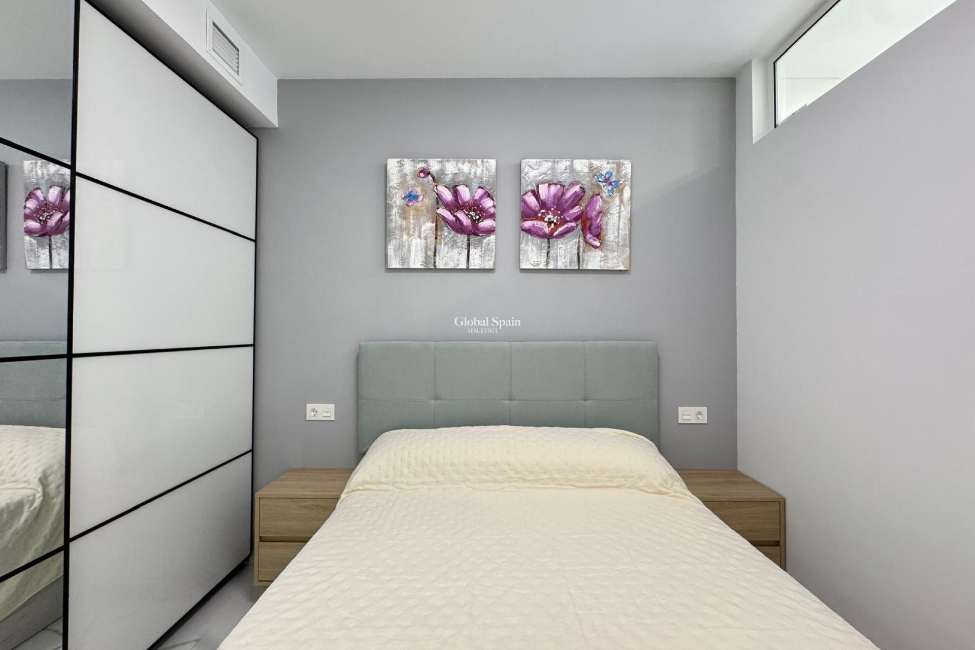 Resale - APARTMENT -
TORREVIEJA - Estacion de autobuses