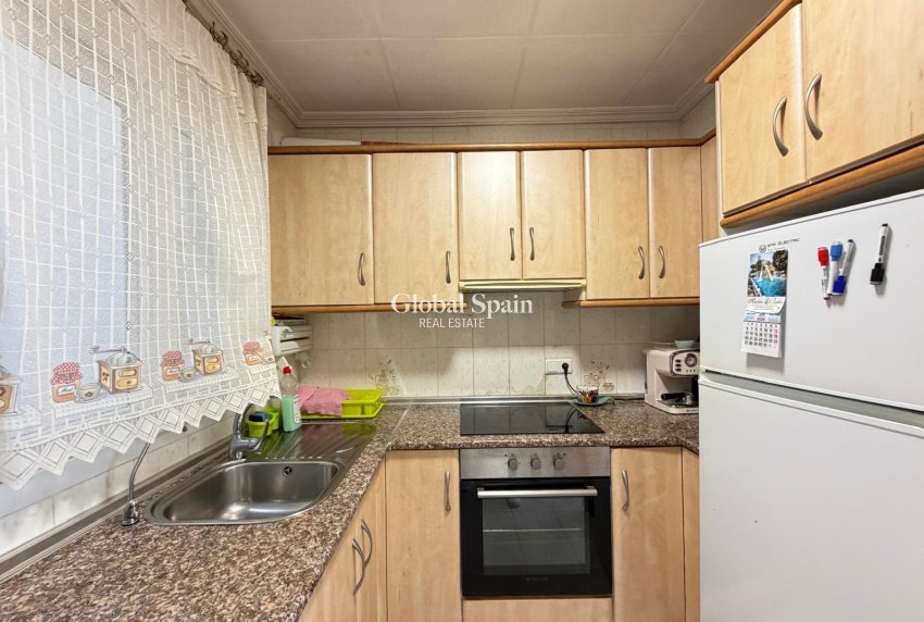 Resale - APARTMENT -
TORREVIEJA - Estacion de autobuses