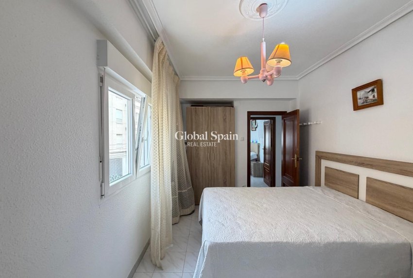 Resale - APARTMENT -
TORREVIEJA - Estacion de autobuses