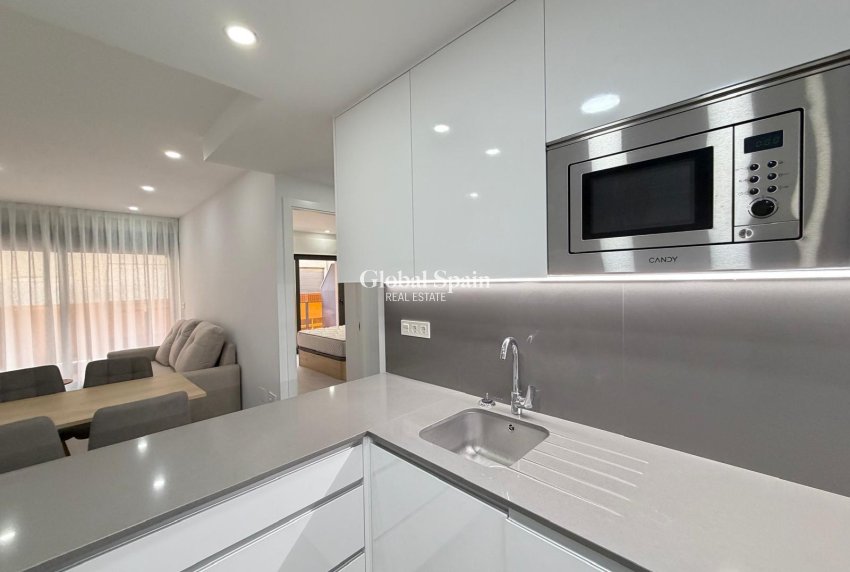 Resale - APARTMENT -
TORREVIEJA - Estacion de autobuses